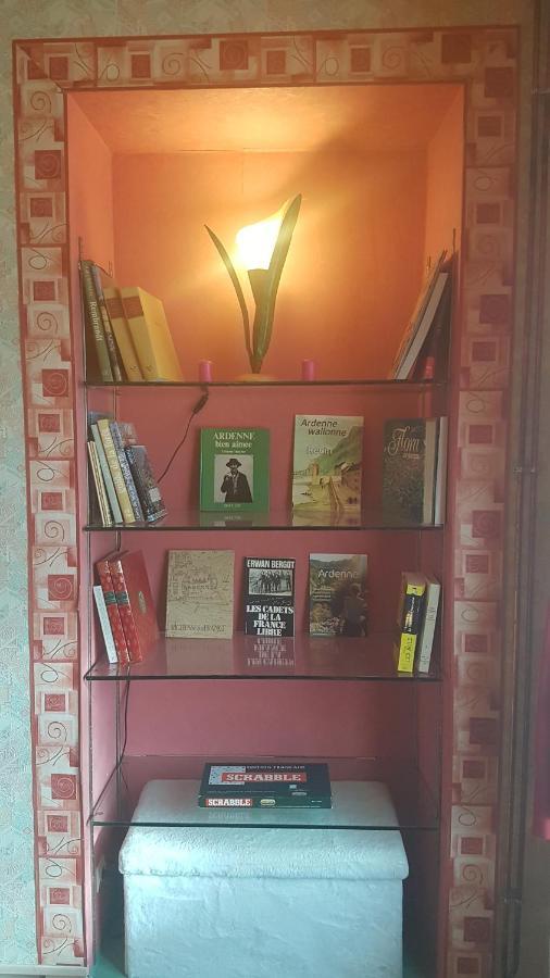 Le Point Du Jour Acomodação com café da manhã Revin  Exterior foto