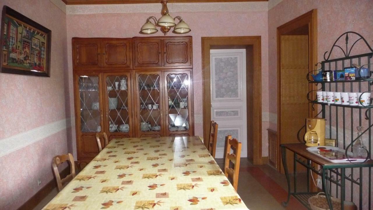 Le Point Du Jour Acomodação com café da manhã Revin  Exterior foto